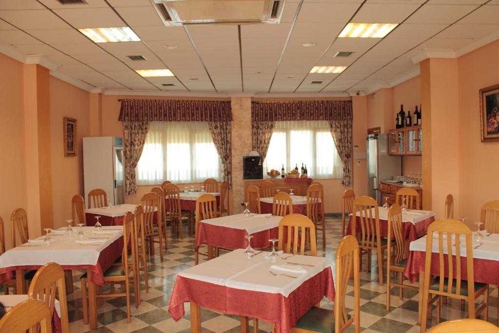 Hostal Castilla Benavente Exteriör bild