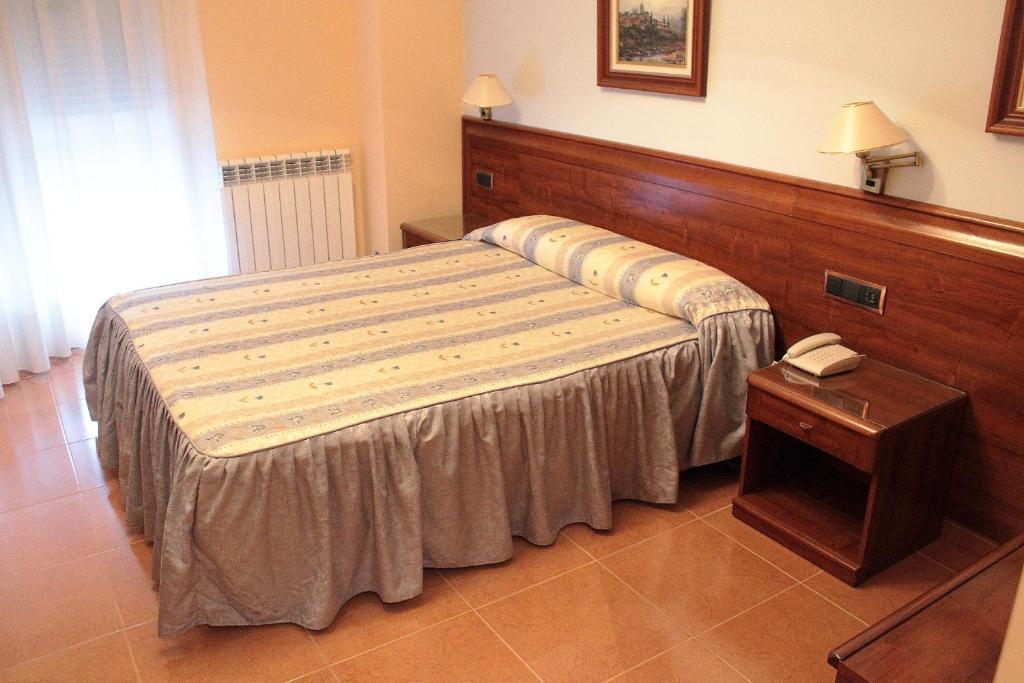 Hostal Castilla Benavente Rum bild